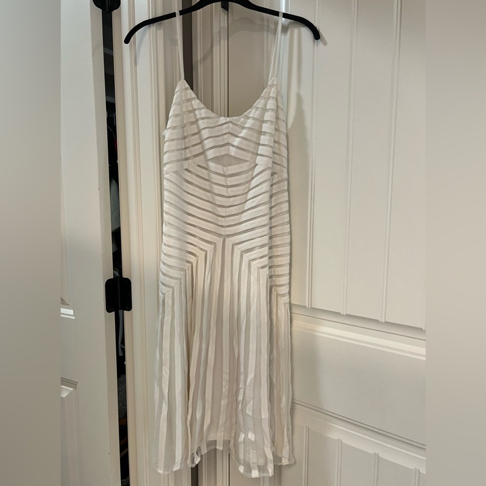 White Dress - Size 10 - EUC - Chetta B